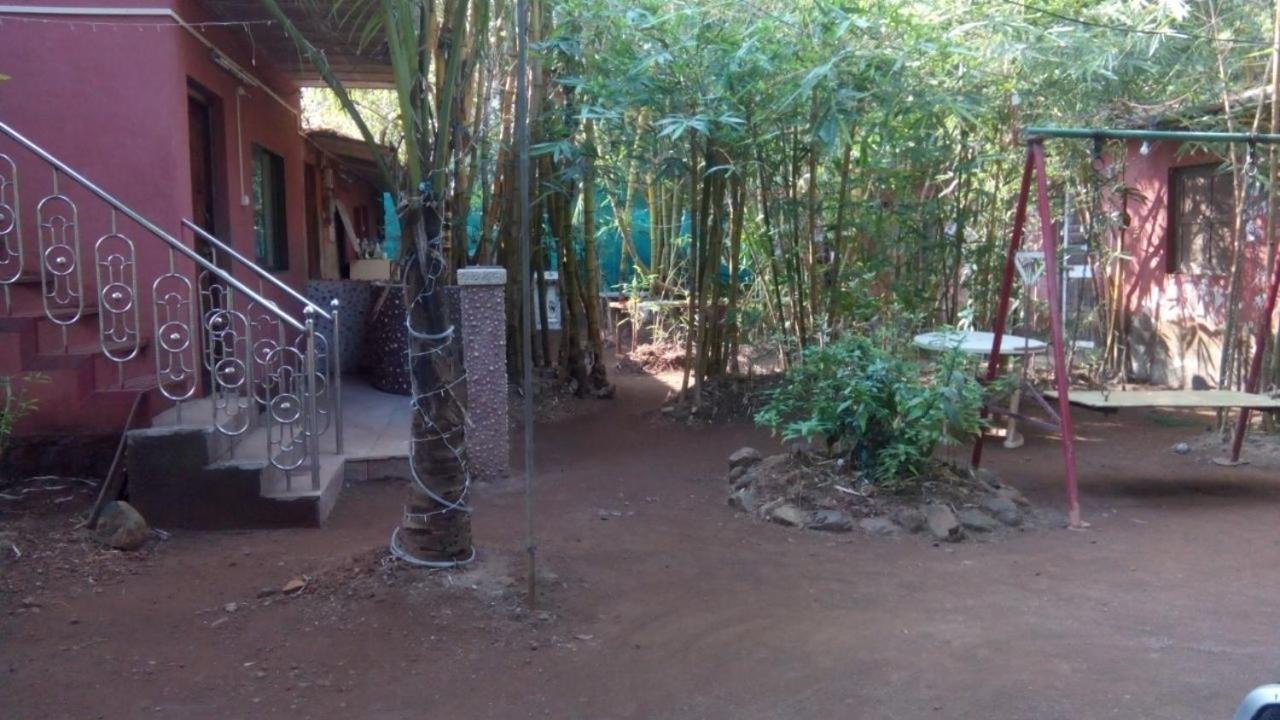 Samartha Cottage, Varsoli Alībāg Exterior photo
